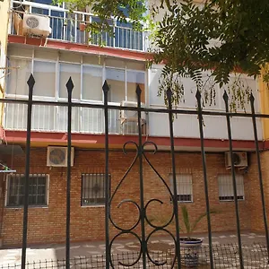 Doña Lola House , Sevilla España