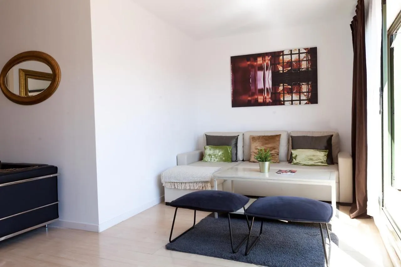 Plaza Catalunya City Center Apartments Barselona İspanya