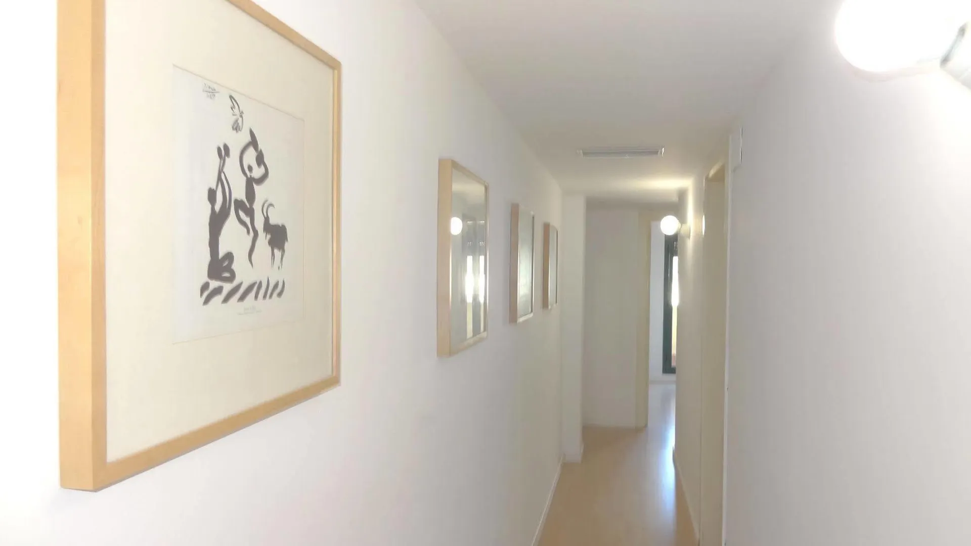Plaza Catalunya City Center Apartments Barselona